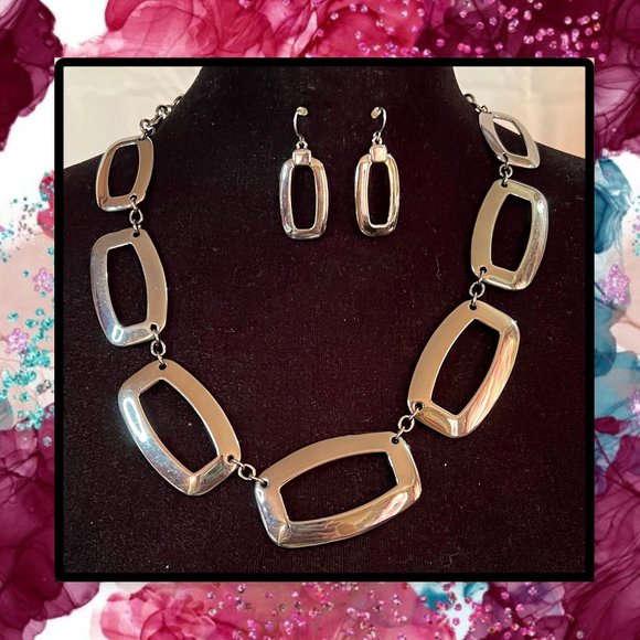 Dark Grey Rectangular Earrings & Necklace Set - Picture 2 of 7